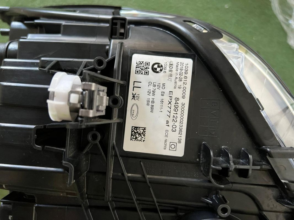 Far dreapta Bmw seria 5 G30 G31 Adaptive