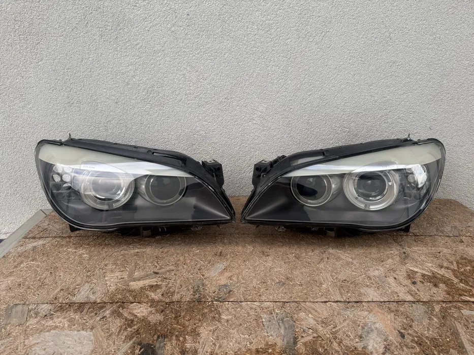 Far dreapta BMW Seria 7 F01 F02 2009-2012 Xenon Or