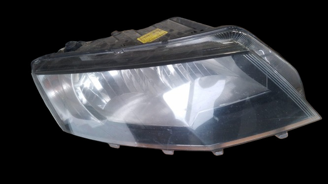 Far dreapta COD 0 301 272 602 00 0 301 272 602 00 Skoda Octavia 3 [2013 - 2017] Liftback 5-usi 1.6 TDI MT (105 hp) LOCATIE H1 R4 P5