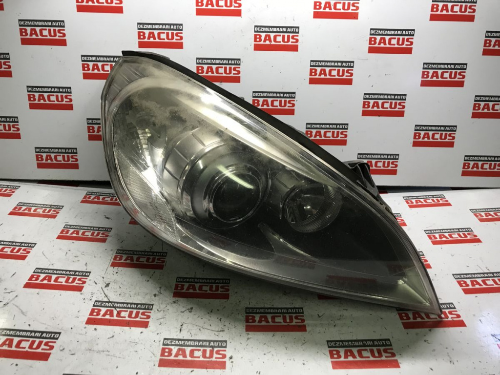 Far Dreapta Cu Xenon Volvo S60 2012