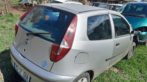 Far dreapta Fiat Punto 2006 HATCHBACK 1.