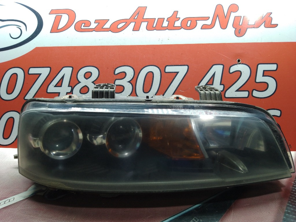 Far dreapta Fiat Punto 89100453 1998-2002