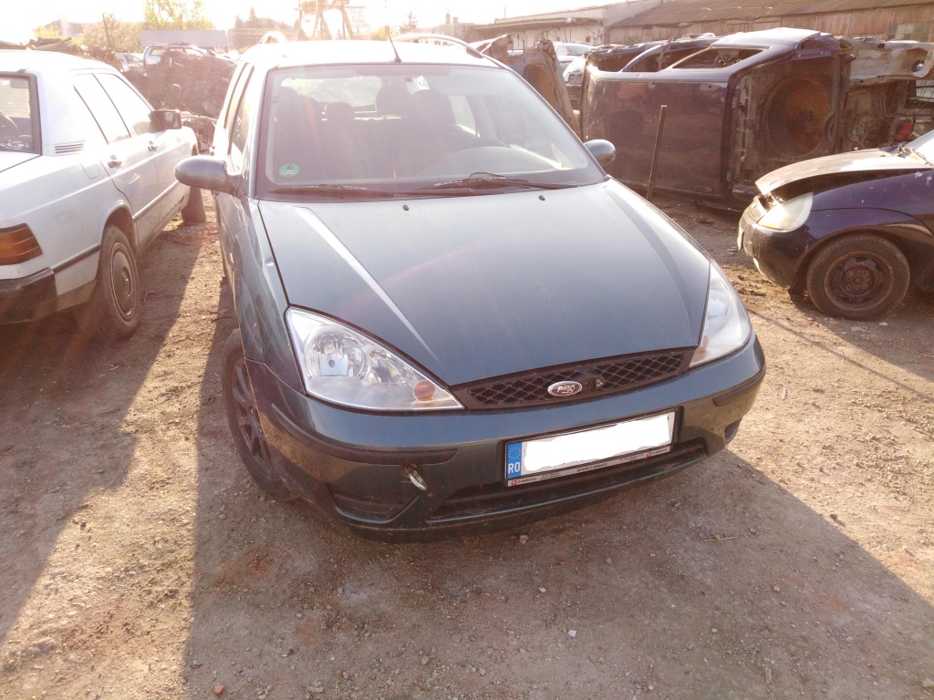 Far Dreapta Ford Focus 1