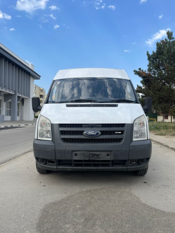 Far dreapta Ford Transit 2008 duba 2.2 T