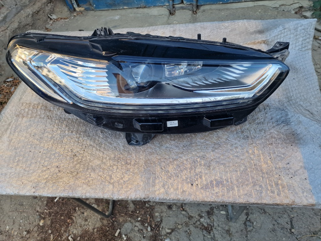 Far dreapta full led ford mondeo mk5 cod ES73-13D1