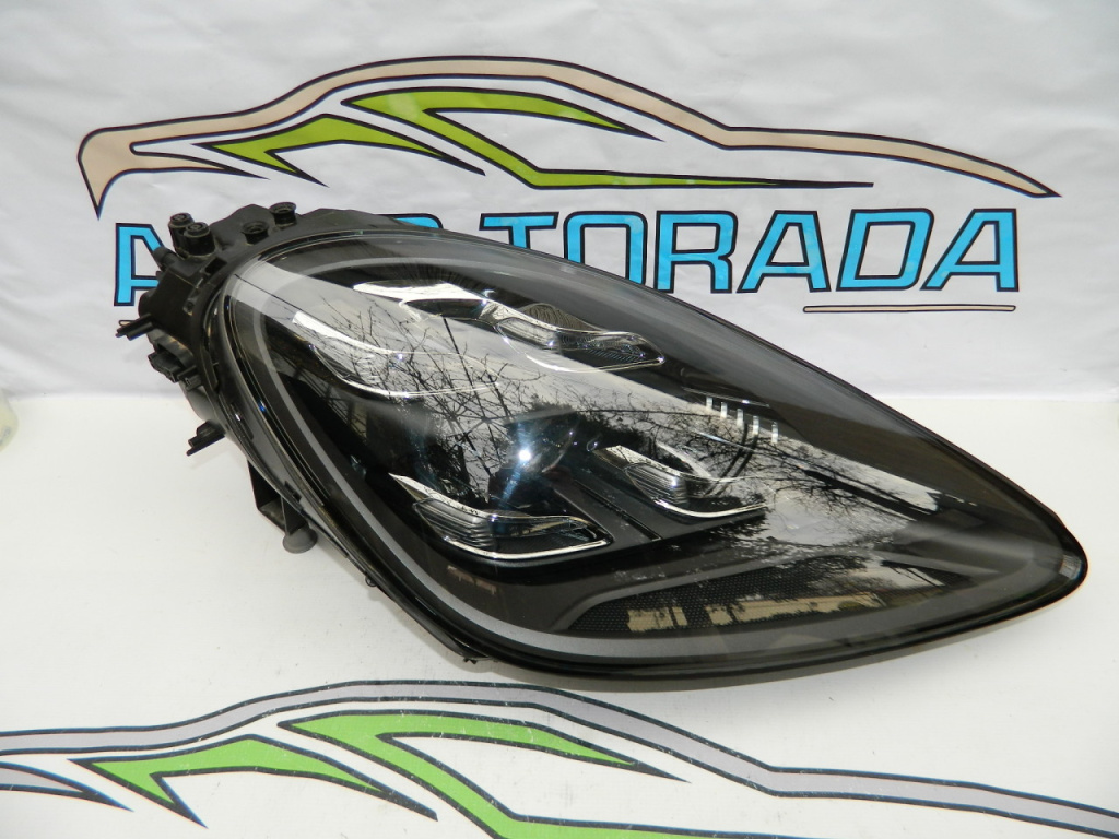 Far dreapta Full LED Porsche Cayenne 9Y model 2019-2021 cod 9Y0941078J