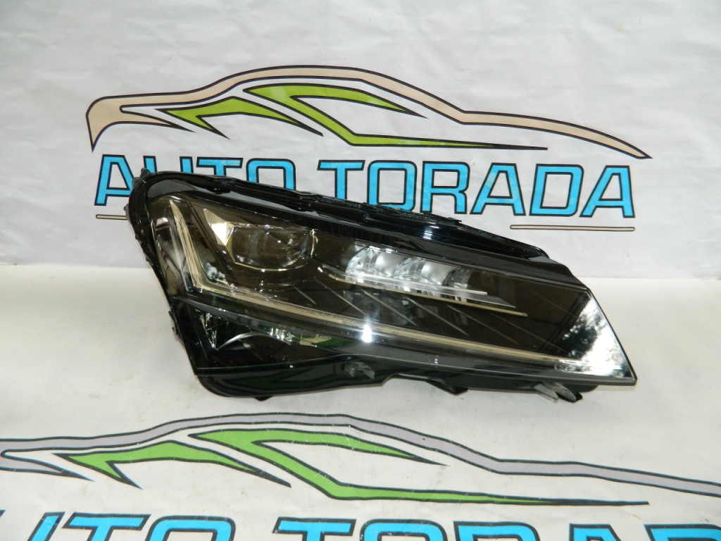 Far dreapta Full Led Skoda Superb Facelift 2019-2022 cod 3V1941016 D