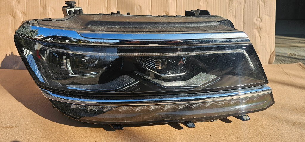 Far dreapta full led Vw Tiguan 5n 2016 2017 2018 2019