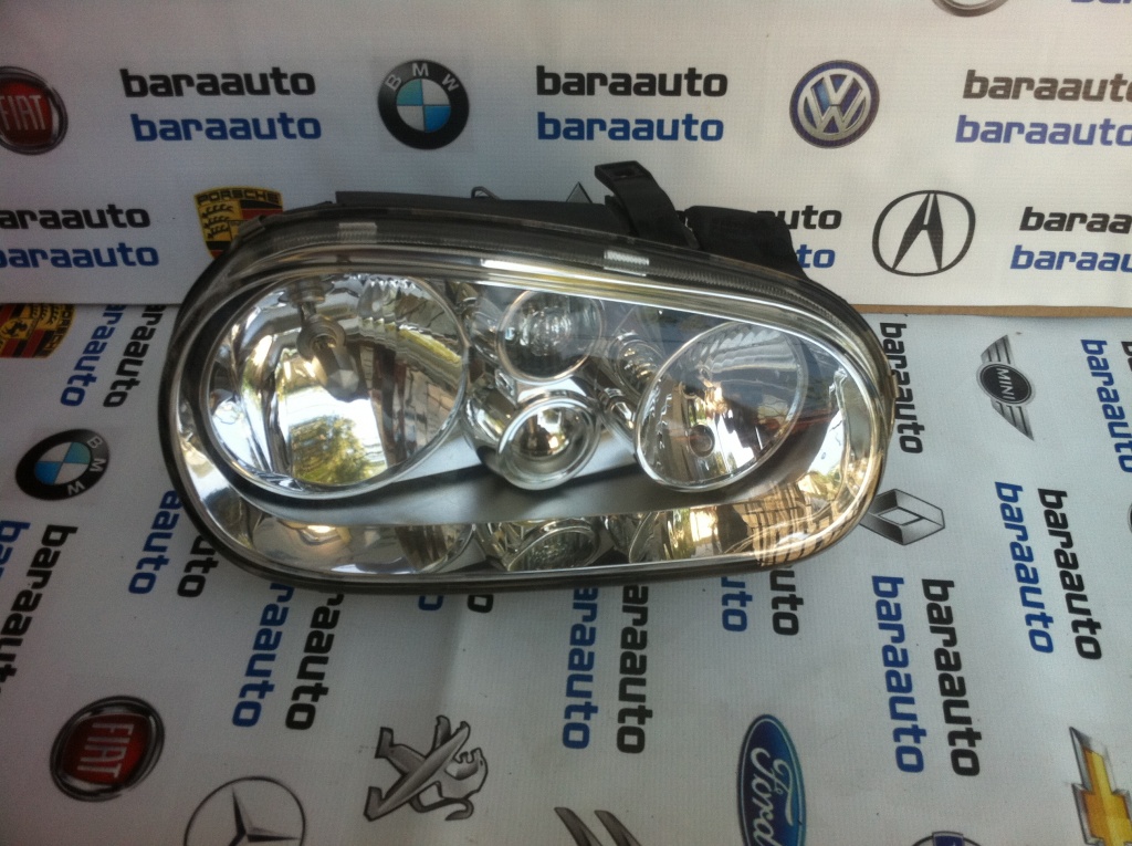 FAR DREAPTA GOLF 4 ORIGINALA POZE REALE ORIGINAL