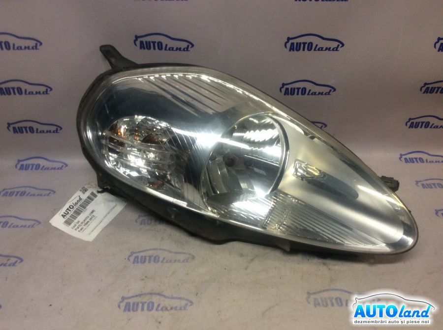 Far Dreapta Grande Punto An 2009 Fiat PUNTO 1999-2012