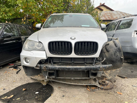 Far dreapta H7 BMW X5 E70 3.0 d 2007