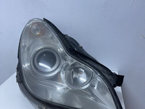 Far dreapta halogen Mercedes Cls W219 05-2010 complet fără defecte