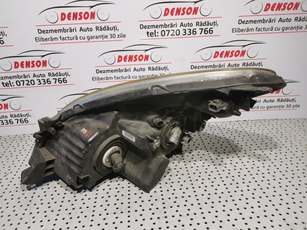 Far Dreapta Halogen TOYOTA COROLLA VERSO