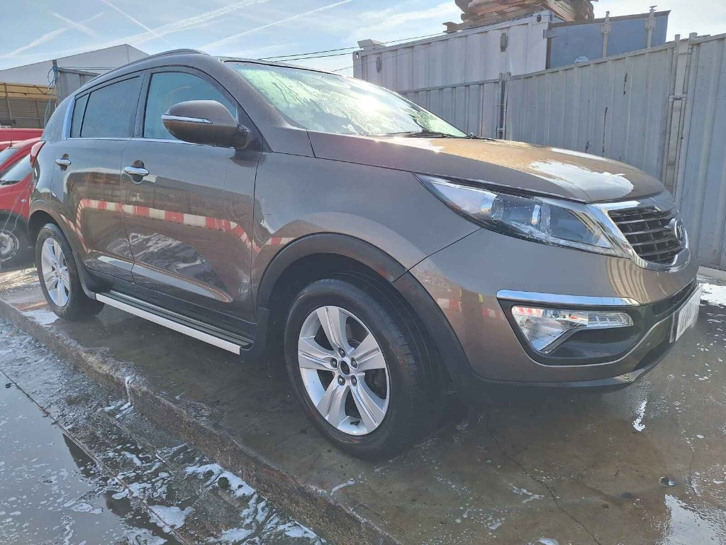 Far dreapta Kia Sportage 2013 SUV 1.7 DOHC