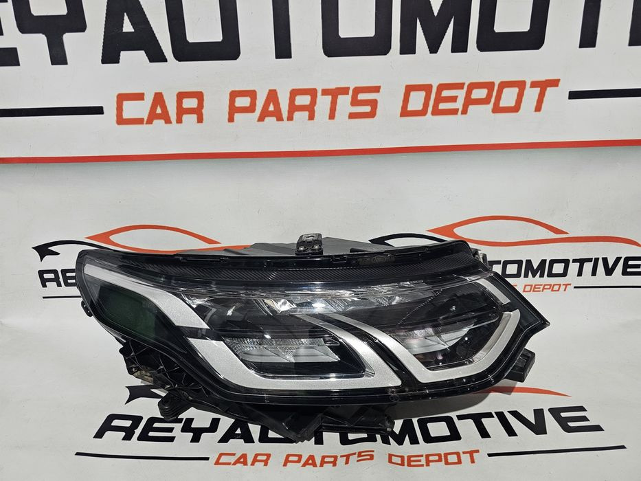 Far dreapta Land Rover Discovery Sport Facelift 2019 LK72-13W029-BB