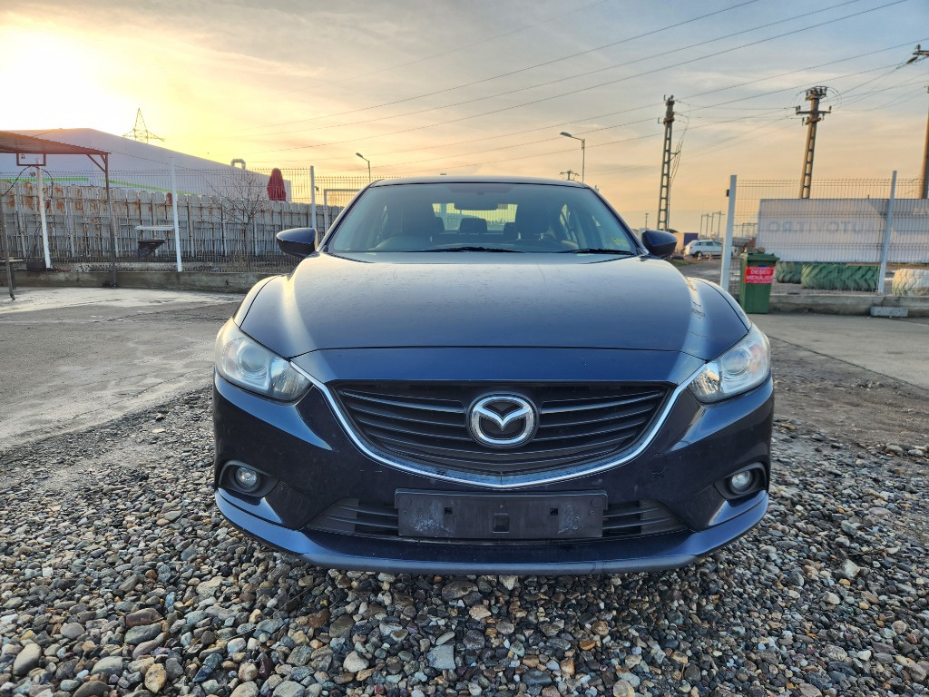Far dreapta Mazda 6 2015 Sedan 2.2D, 110kw