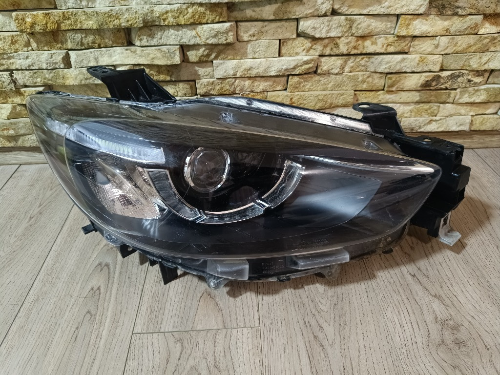 Far dreapta Mazda CX-5 led KA1L51030 original impecabil fara defect