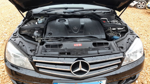 Far dreapta Mercedes-Benz C-Class W204/S