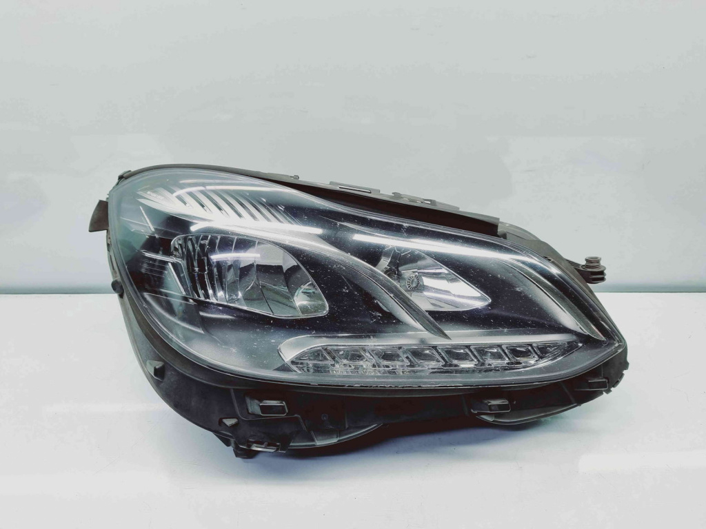 Far dreapta Mercedes Clasa E (W212) Facelift AMG [