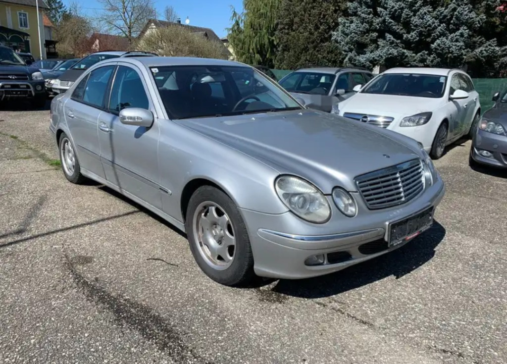 Far dreapta Mercedes E-Class W211 2006 4 matic , 4x4 Diesel