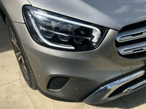 Far dreapta Mercedes GLC facelift X253 2020