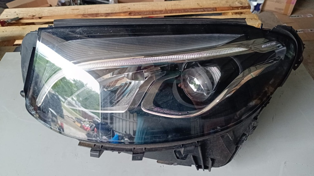 Far dreapta Mercedes GLC X253 / C253 led high perf