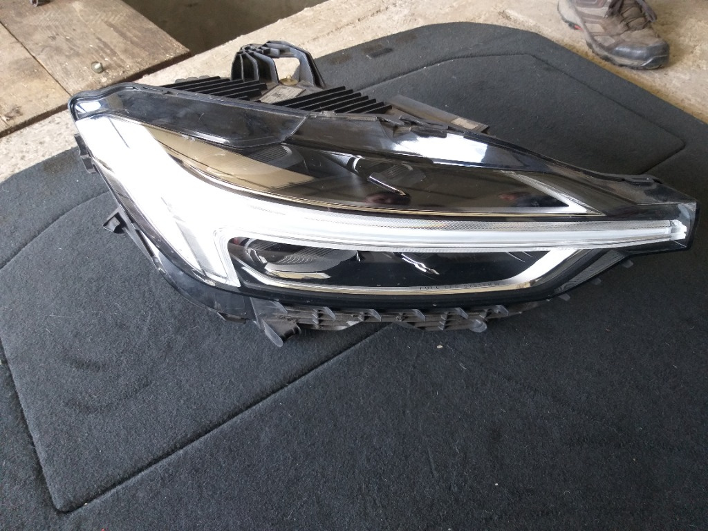 Far dreapta Mid Led Volvo XC60 II 2018-2024