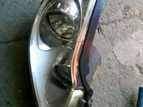 Far dreapta Opel Corsa D