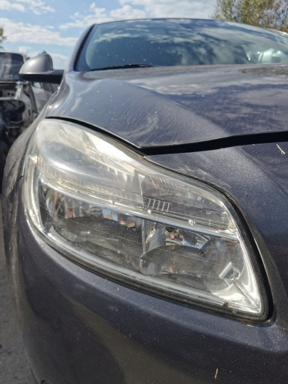 Far dreapta Opel Insignia A 2010 Berlina 2.0 CDTi 