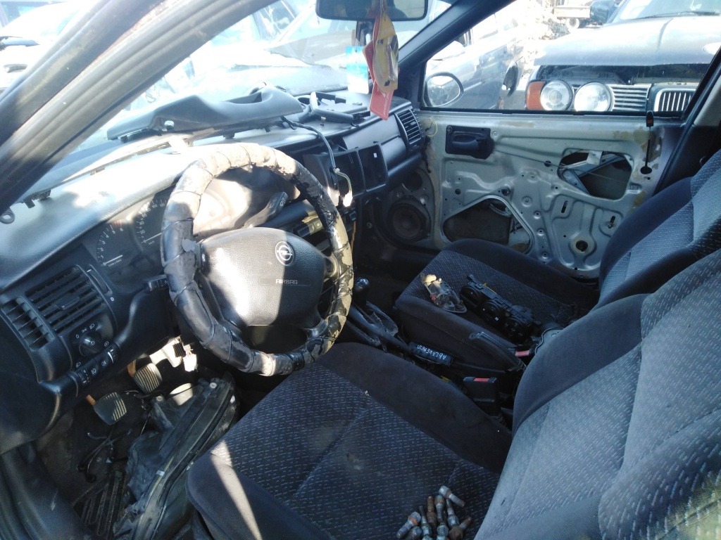 Far dreapta Opel Vectra B 2001 , 16