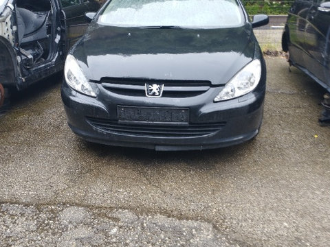 Far dreapta Peugeot 307 cc 2003 Cabrio 1.6