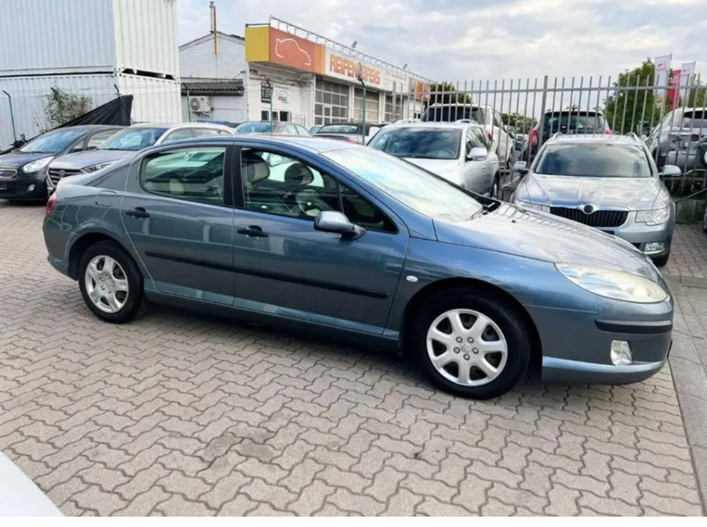 Far dreapta Peugeot 407 2007 1,6 1,6