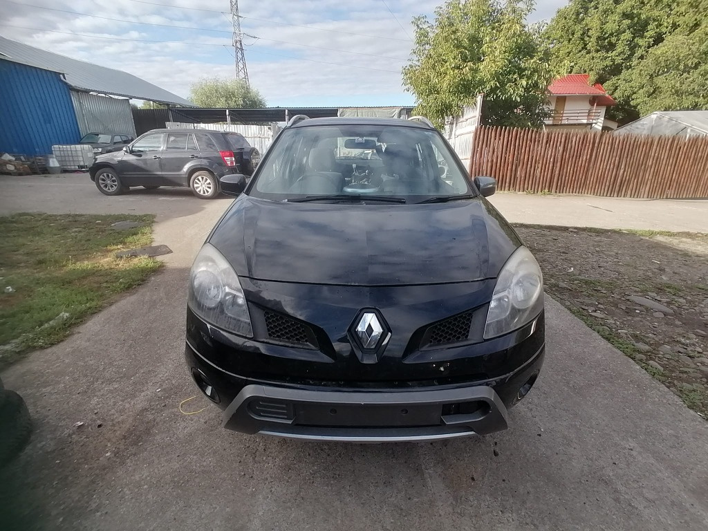 Far dreapta Renault Koleos 2009 SUV 2.0 DCI