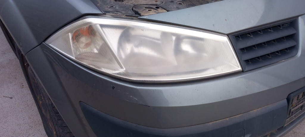 FAR DREAPTA RENAULT MEGANE 2
