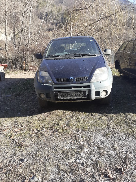 Far dreapta Renault Scenic 2 2000 SUV 2.0