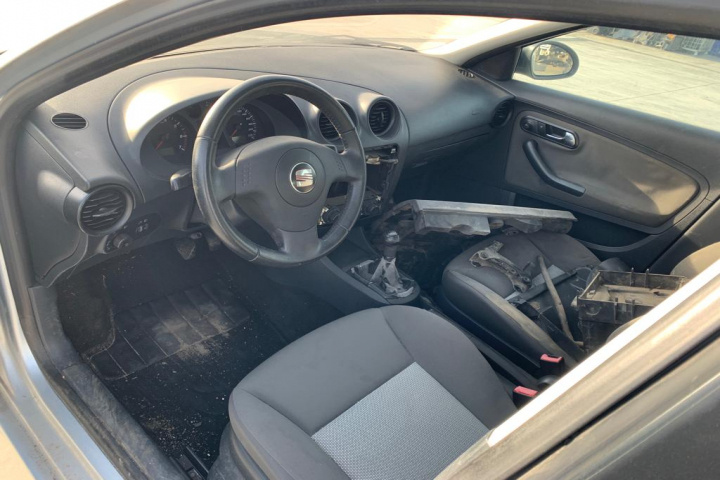 Far dreapta Seat Ibiza 3 6L [2002 - 2006