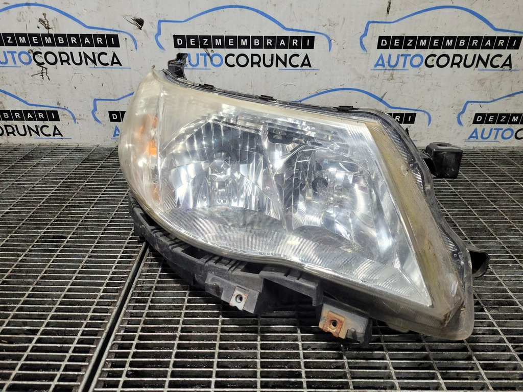 Far Dreapta Subaru Forester 2007 - 2010 SUV 4 Usi Xenon