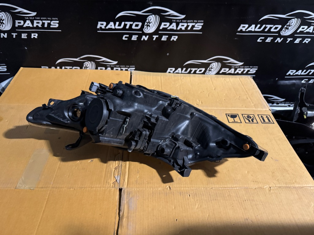 Far dreapta Toyota Auris E18 2012/2013/2