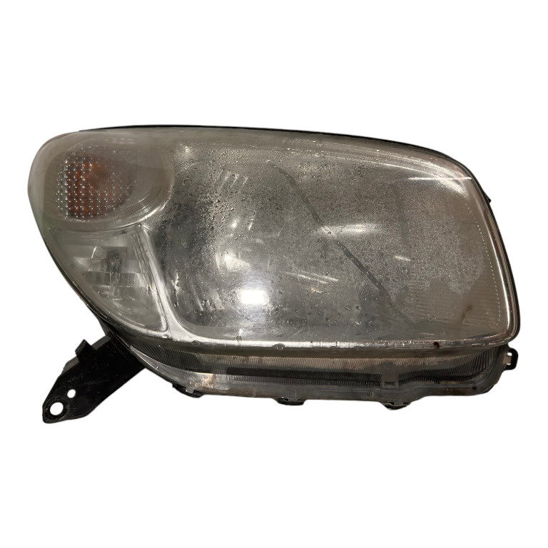 Far dreapta Toyota Rav 4 II - se abureste 8110542270 81105-42270