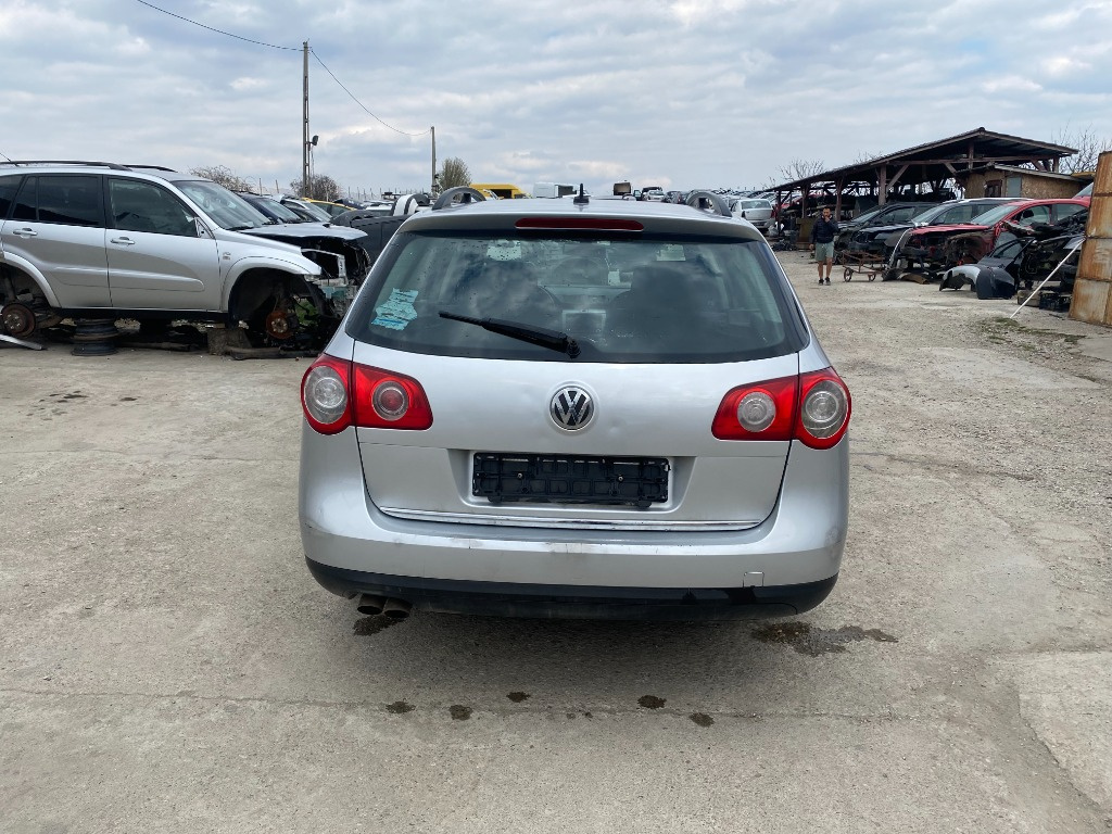 Far dreapta Volkswagen Passat B6 2007 br
