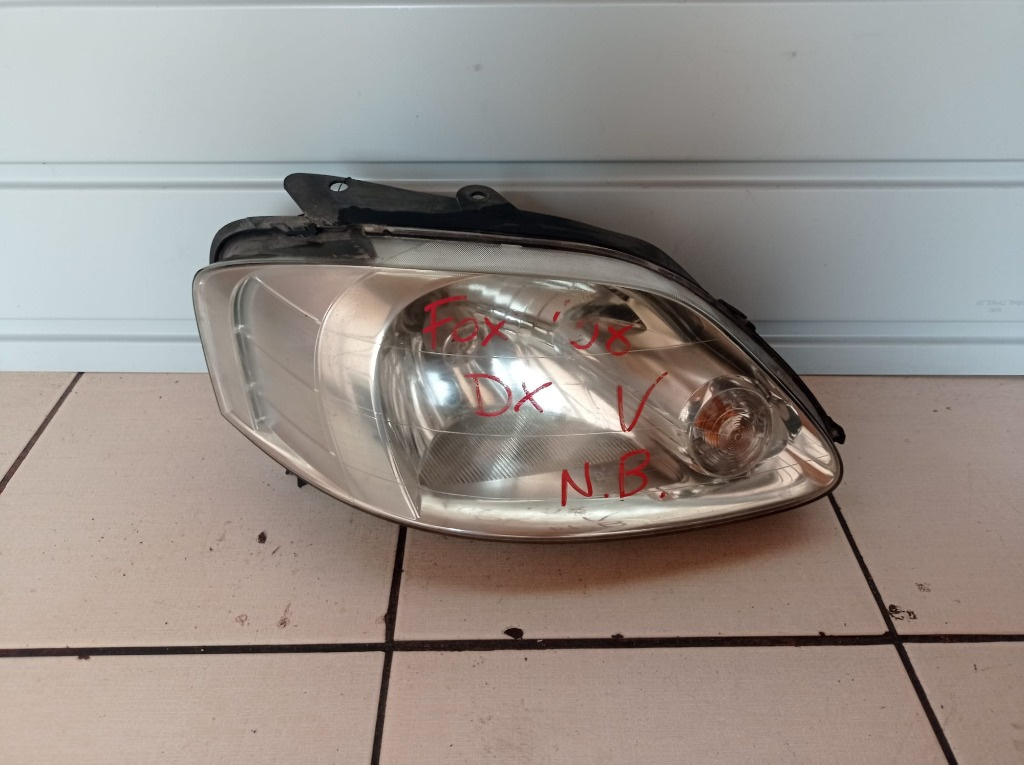 FAR DREAPTA Volkswagen POLO FOX AN 2008