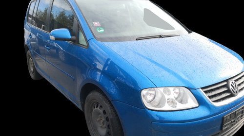 Far dreapta Volkswagen Touran 2006 Hatch