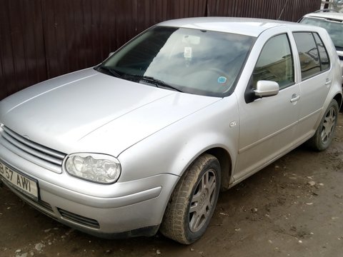 Far dreapta VW Golf 4 2003 Hatchback 1.6