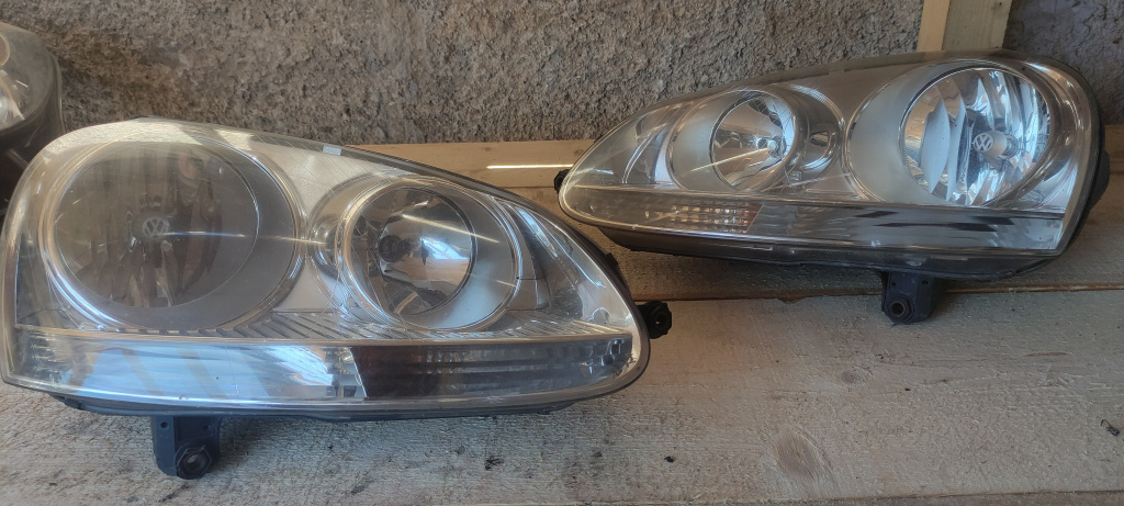 Far Dreapta VW Golf V 2004/01-2008/11 1.6 75KW 102CP Cod 1K6941040