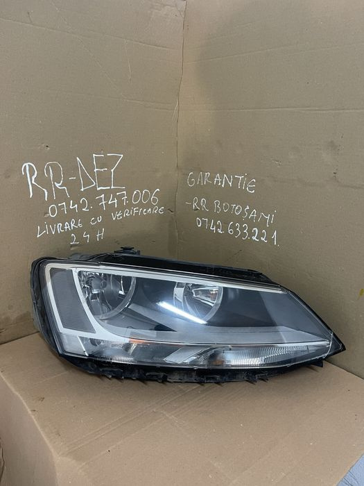 Far dreapta Vw Jetta 4 5C7941006A halogen 2010-201