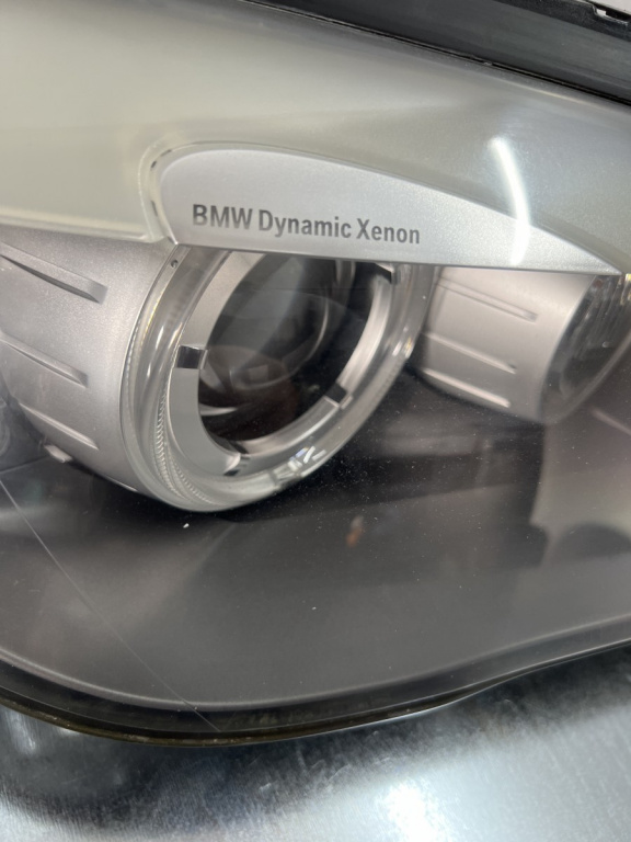 Far dreapta xenon BMW F01 730d Steptroni