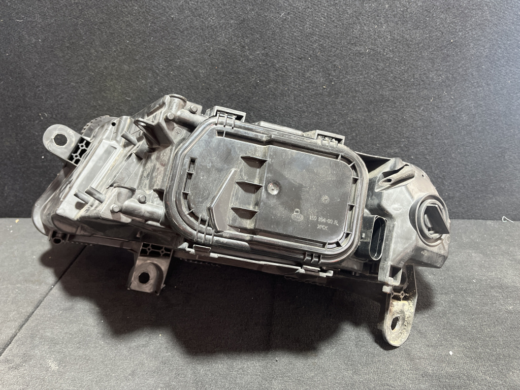 Far dreapta xenon EUROPA Audi A6 C6 Allr