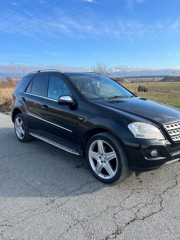 Far dreapta xenon Mercedes ML 350 CDI W164 din 2010