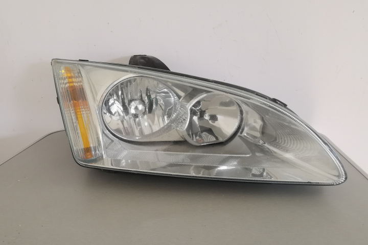 Far Far dreapta Cod: 4M51-13W029-KB Ford Focus generatia 2 [2004 - 2008] 4M51-13W029-KB Ford Focus