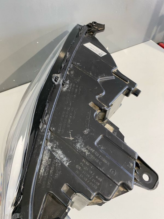 Far Full LED stanga VOLVO XC90 2015-2017